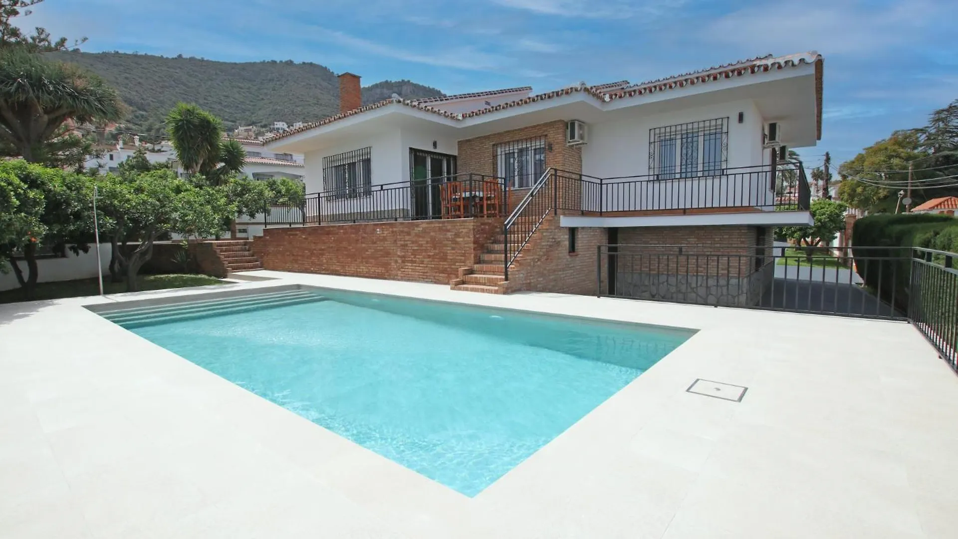 Tess Villa Paz Alhaurín de la Torre
